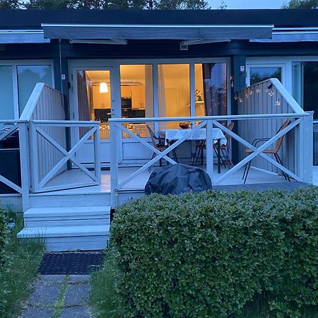Haellestrand Apartment 32 Stromstad Exterior photo
